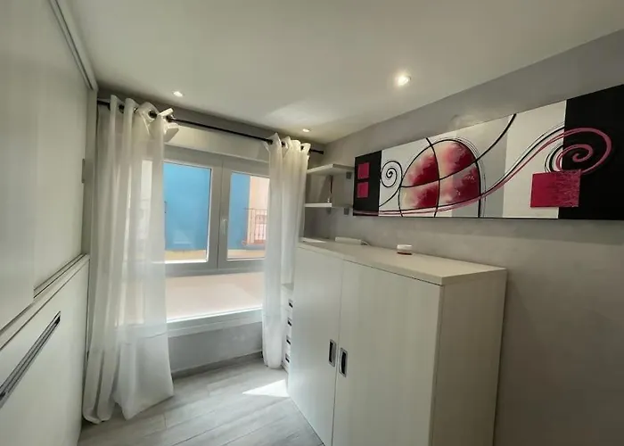 Διαμέρισμα Arostegi , Apto Renovado En Pleno Centro. *