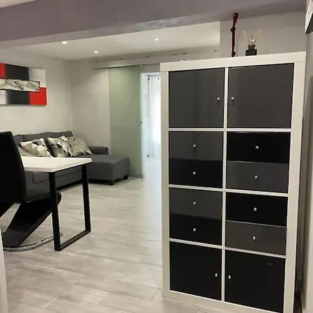 Arostegi , Apto Renovado En Pleno Centro *